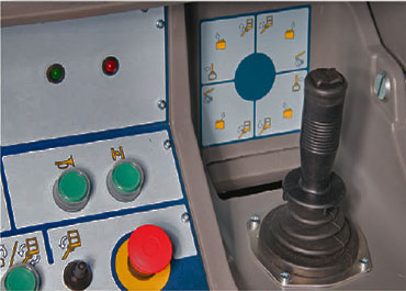 Anhänger Arbeitsbühne: DINO 160XT